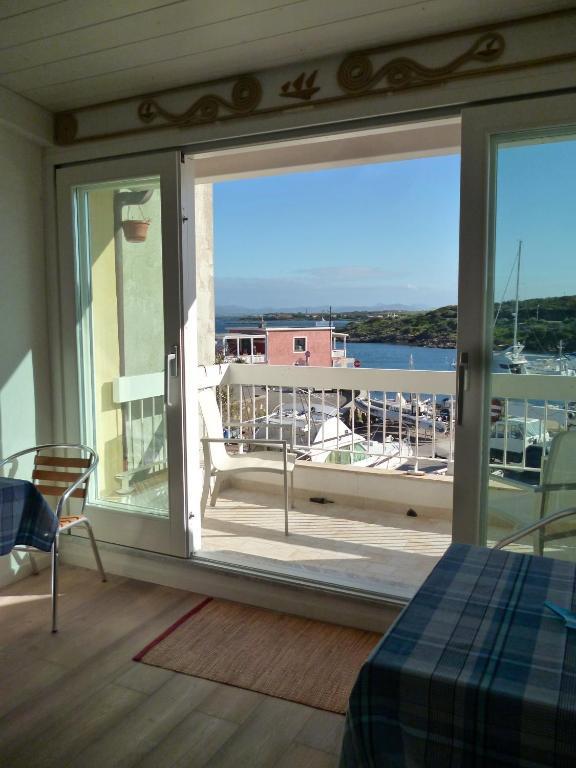 Domo Sul Porto Couette-café 3*